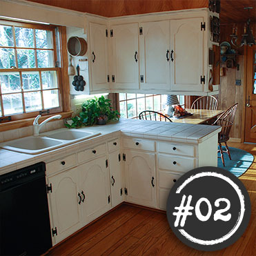 Kitchen painted with Classic Cupboards Paint. Visit www.classiccupboardspaint.com for more details.