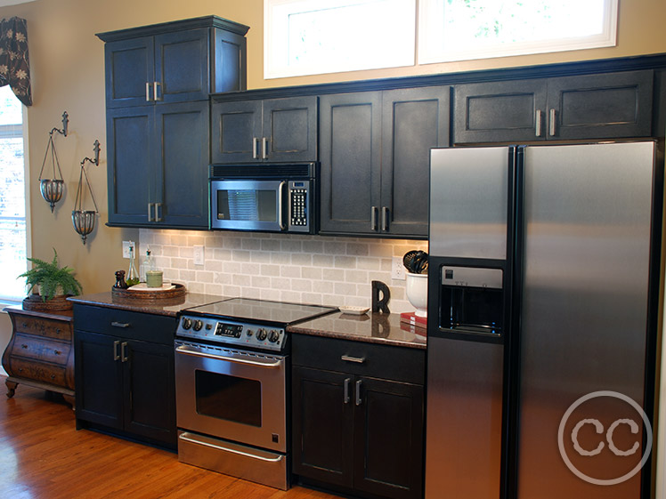 Kitchen painted with Classic Cupboards Paint. Visit www.classiccupboardspaint.com for more details.