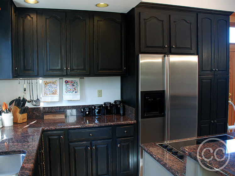 Kitchen painted with Classic Cupboards Paint. Visit www.classiccupboardspaint.com for more details.