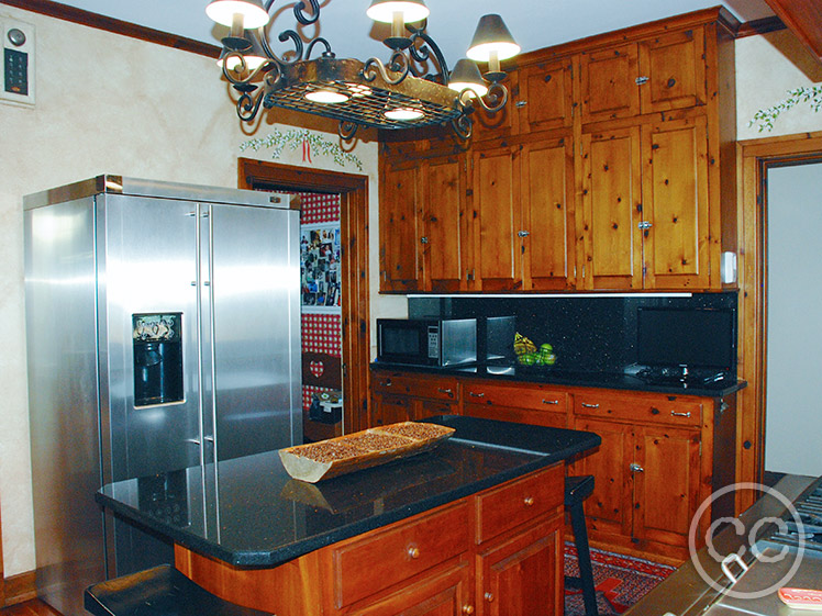 Kitchen painted with Classic Cupboards Paint. Visit www.classiccupboardspaint.com for more details.