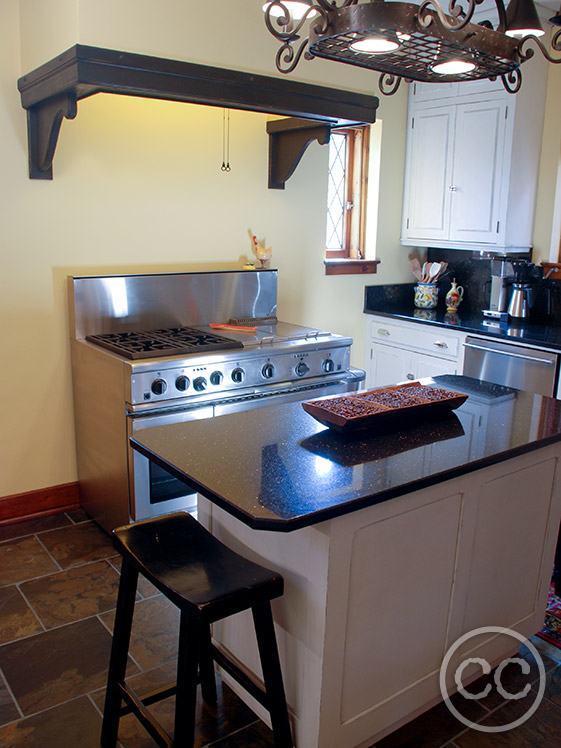 Kitchen painted with Classic Cupboards Paint. Visit www.classiccupboardspaint.com for more details.