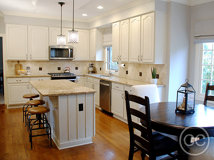 Kitchen painted with Classic Cupboards Paint. Visit www.classiccupboardspaint.com for more details.