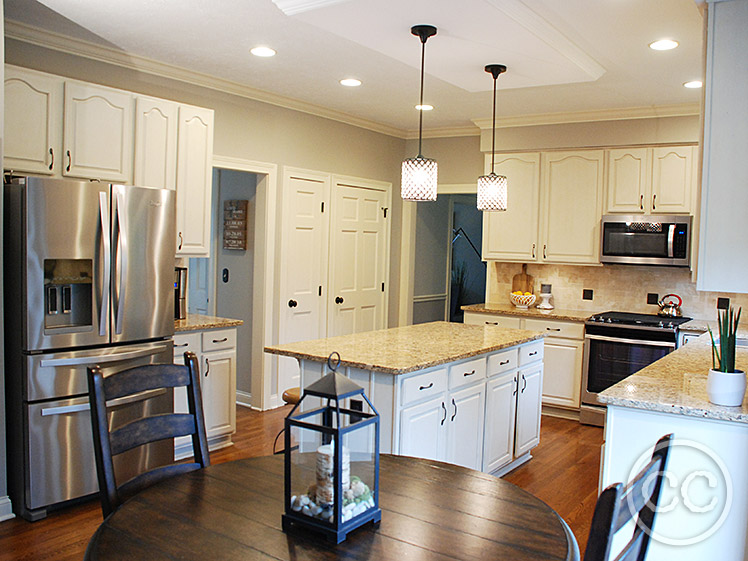 Kitchen painted with Classic Cupboards Paint. Visit www.classiccupboardspaint.com for more details.