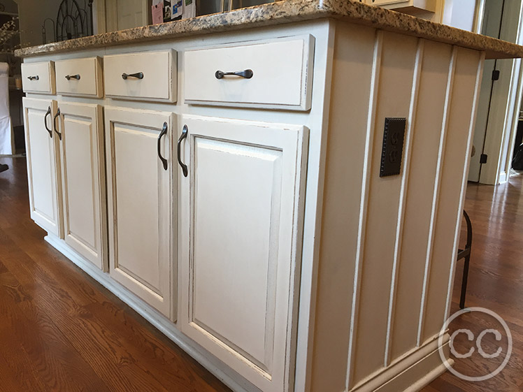 Kitchen painted with Classic Cupboards Paint. Visit www.classiccupboardspaint.com for more details.