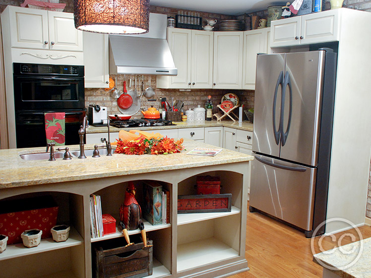 Kitchen painted with Classic Cupboards Paint. Visit www.classiccupboardspaint.com for more details.