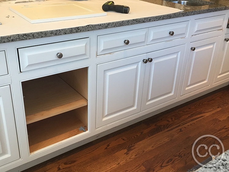 Kitchen painted with Classic Cupboards Paint. Visit www.classiccupboardspaint.com for more details.