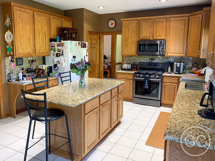 Kitchen painted with Classic Cupboards Paint. Visit www.classiccupboardspaint.com for more details.