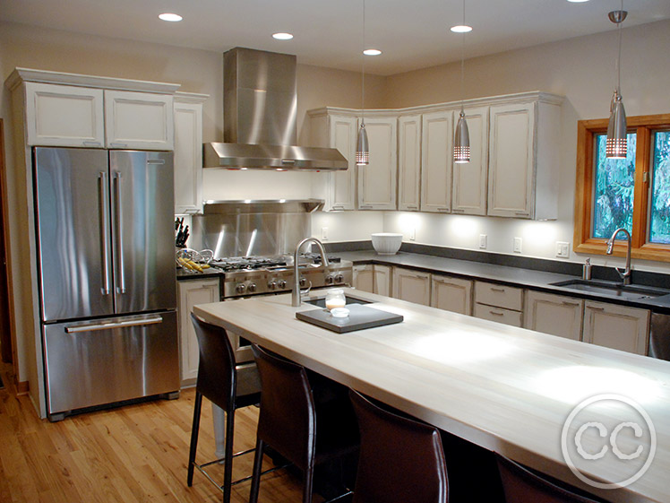 Kitchen painted with Classic Cupboards Paint. Visit www.classiccupboardspaint.com for more details.