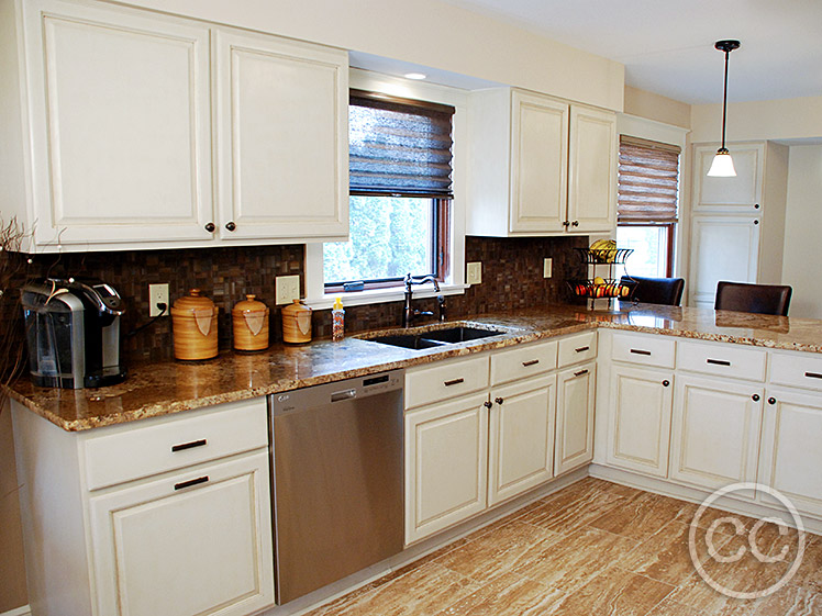 Kitchen painted with Classic Cupboards Paint. Visit www.classiccupboardspaint.com for more details.