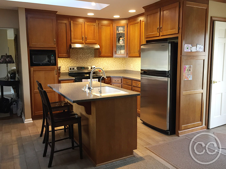 Kitchen painted with Classic Cupboards Paint. Visit www.classiccupboardspaint.com for more details.