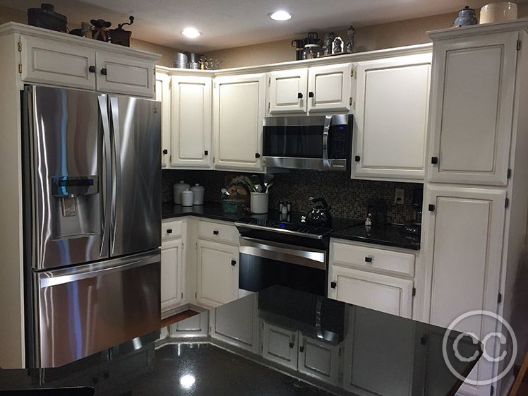 Kitchen painted with Classic Cupboards Paint. Visit www.classiccupboardspaint.com for more details.