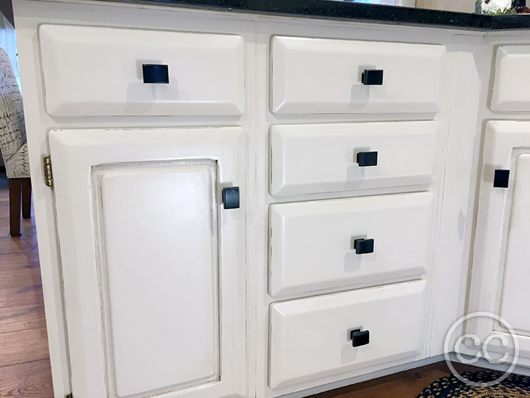 Kitchen painted with Classic Cupboards Paint. Visit www.classiccupboardspaint.com for more details.