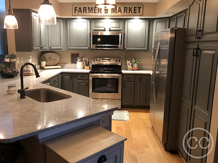 Kitchen painted with Classic Cupboards Paint. Visit www.classiccupboardspaint.com for more details.