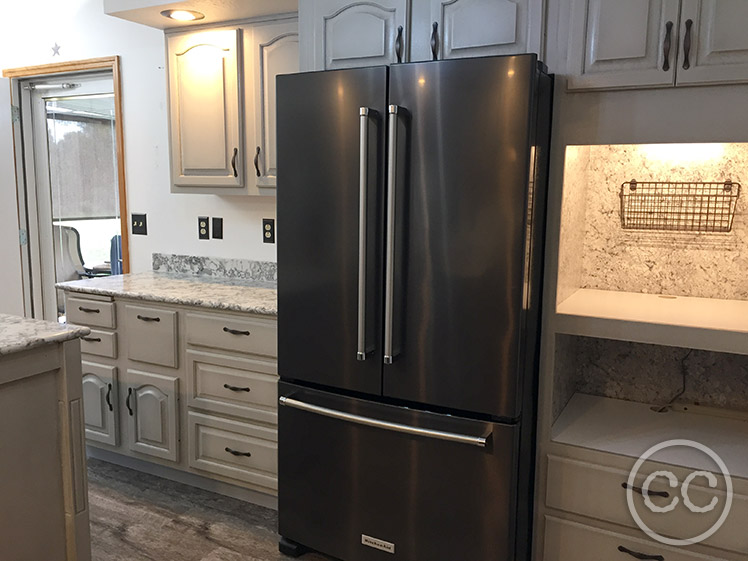 Kitchen painted with Classic Cupboards Paint. Visit www.classiccupboardspaint.com for more details.