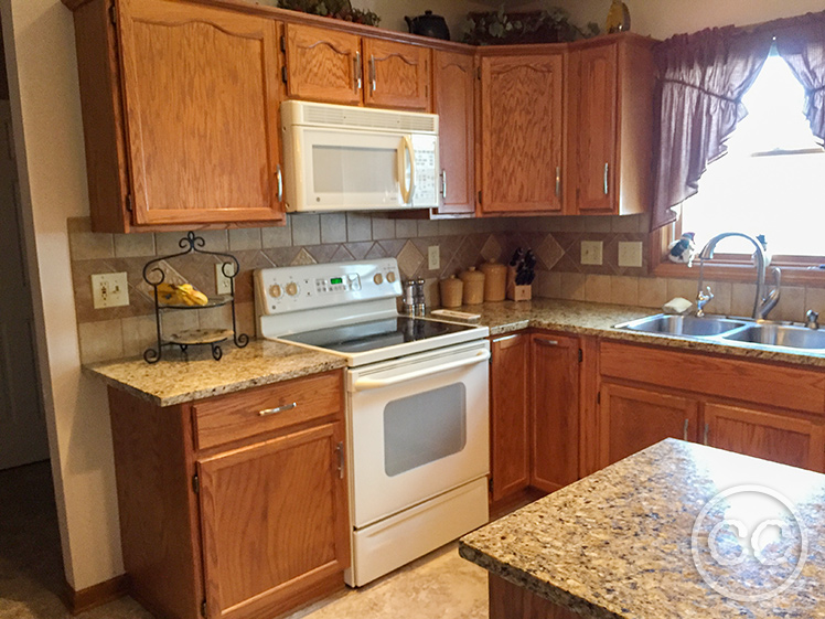 Kitchen painted with Classic Cupboards Paint. Visit www.classiccupboardspaint.com for more details.