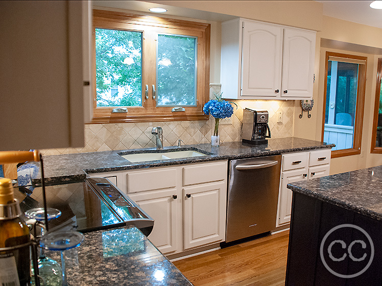 Kitchen painted with Classic Cupboards Paint. Visit www.classiccupboardspaint.com for more details.