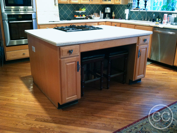 Kitchen painted with Classic Cupboards Paint. Visit www.classiccupboardspaint.com for more details.