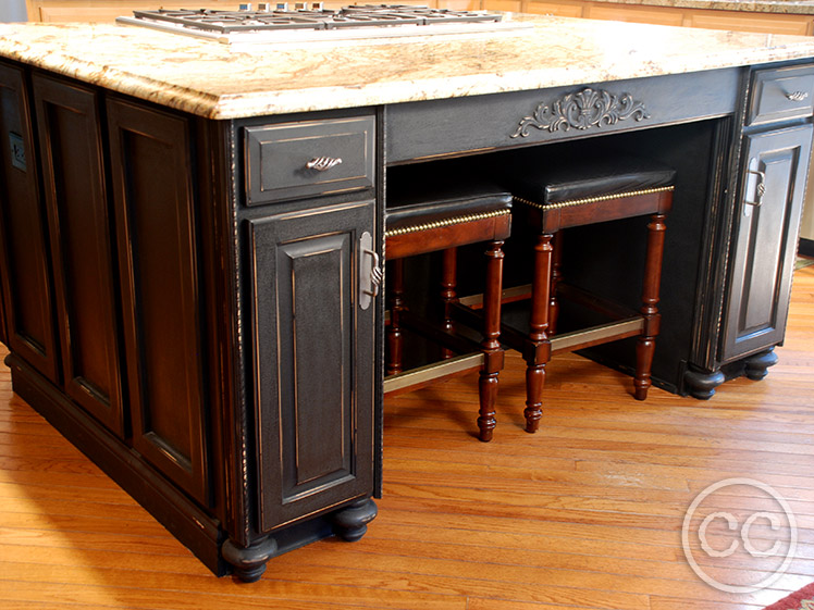 Kitchen painted with Classic Cupboards Paint. Visit www.classiccupboardspaint.com for more details.