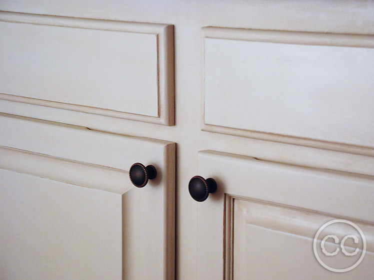 Kitchen painted with Classic Cupboards Paint. Visit www.classiccupboardspaint.com for more details.