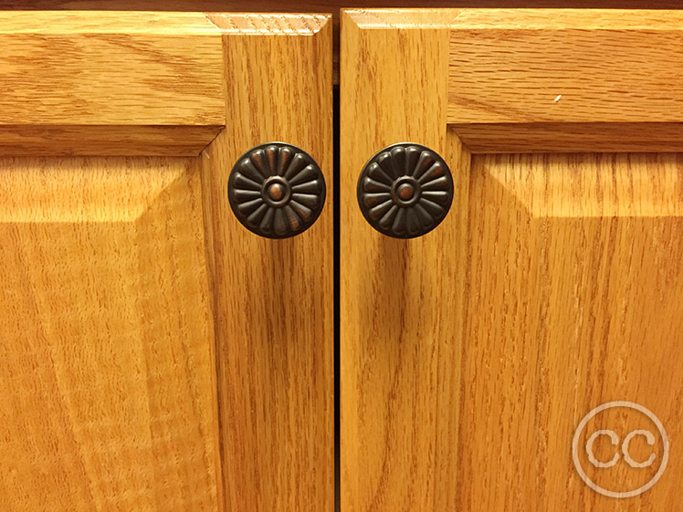 Kitchen painted with Classic Cupboards Paint. Visit www.classiccupboardspaint.com for more details.