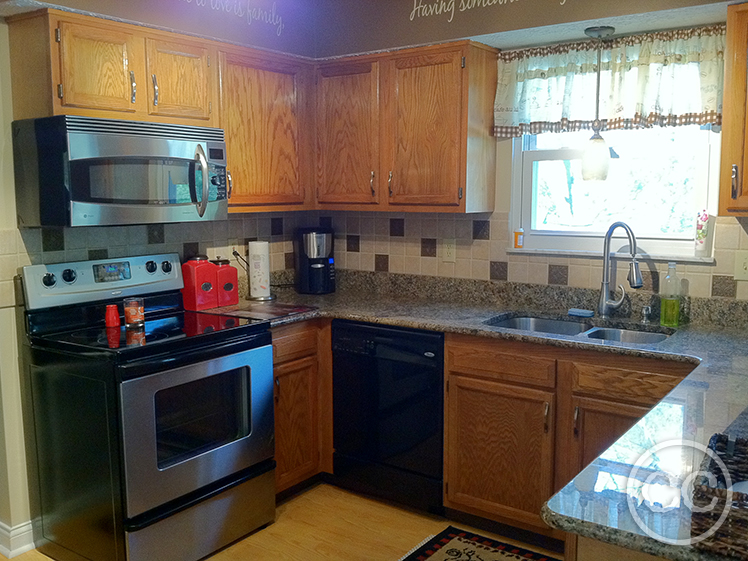 Kitchen painted with Classic Cupboards Paint. Visit www.classiccupboardspaint.com for more details.