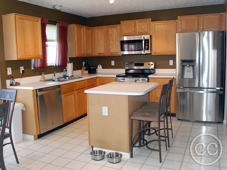 Kitchen painted with Classic Cupboards Paint. Visit www.classiccupboardspaint.com for more details.