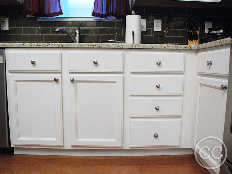 Kitchen painted with Classic Cupboards Paint. Visit www.classiccupboardspaint.com for more details.