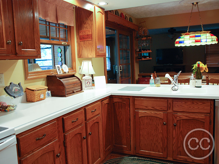 Kitchen painted with Classic Cupboards Paint. Visit www.classiccupboardspaint.com for more details.