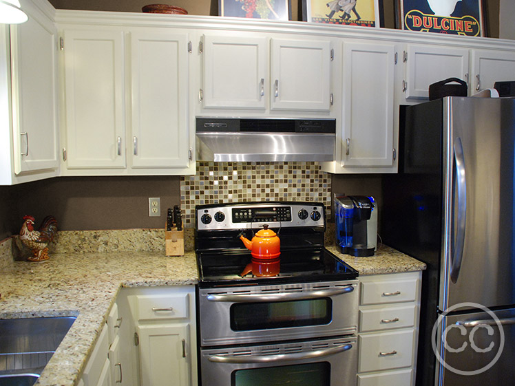 Kitchen painted with Classic Cupboards Paint. Visit www.classiccupboardspaint.com for more details.