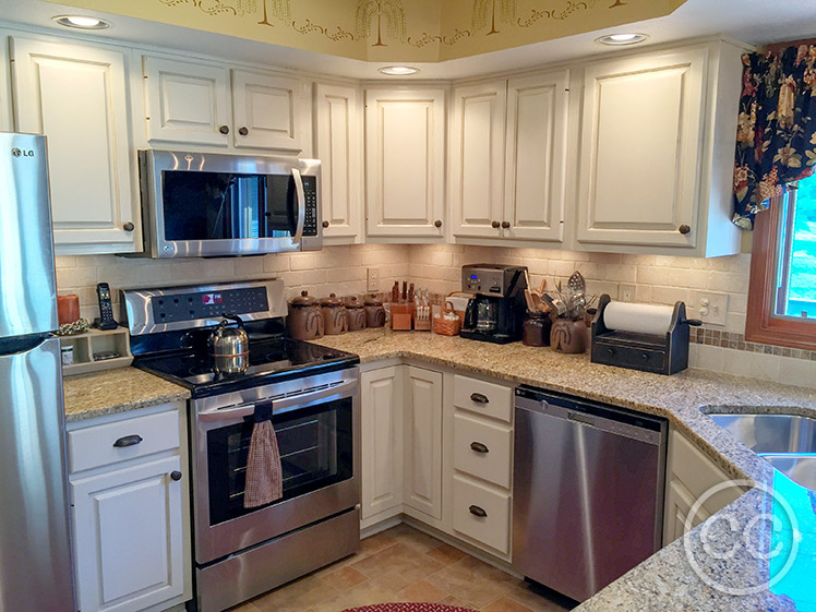 Kitchen painted with Classic Cupboards Paint. Visit www.classiccupboardspaint.com for more details.