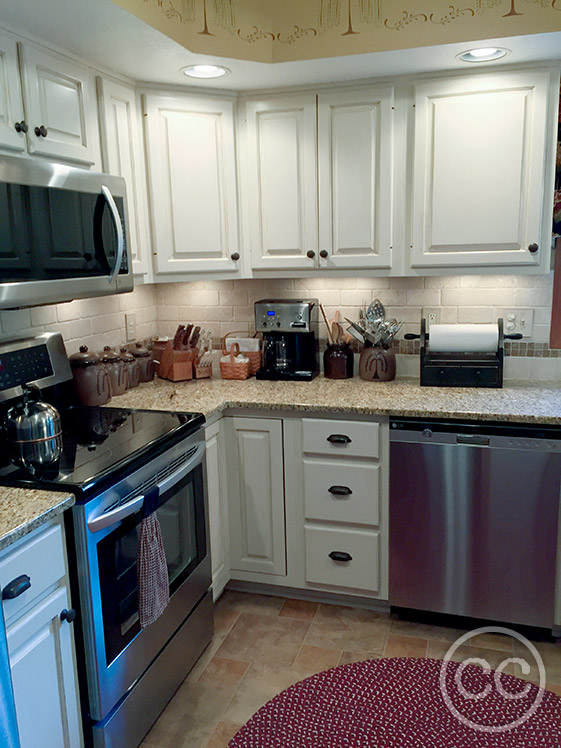 Kitchen painted with Classic Cupboards Paint. Visit www.classiccupboardspaint.com for more details.