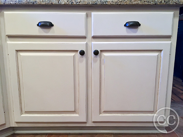 Kitchen painted with Classic Cupboards Paint. Visit www.classiccupboardspaint.com for more details.