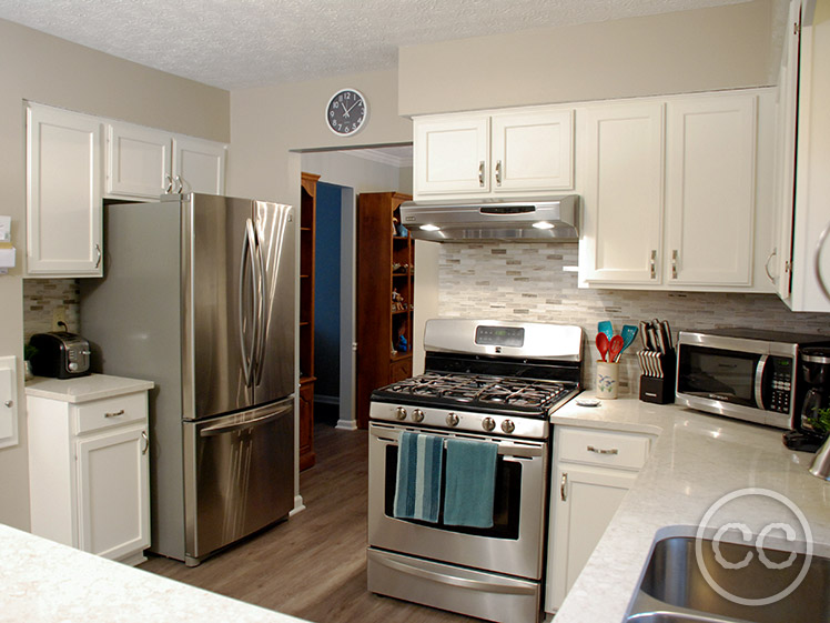 Kitchen painted with Classic Cupboards Paint. Visit www.classiccupboardspaint.com for more details.