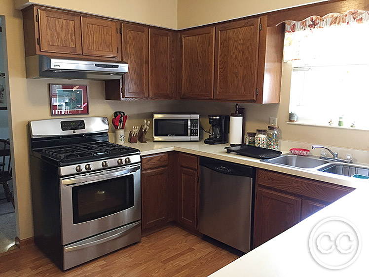 Kitchen painted with Classic Cupboards Paint. Visit www.classiccupboardspaint.com for more details.